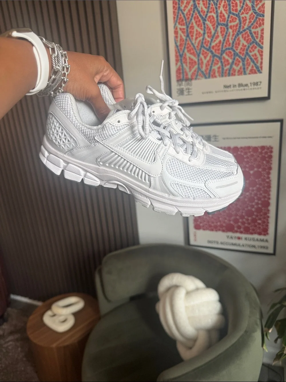 Nike Vomeros Light Grey Sz 7Y